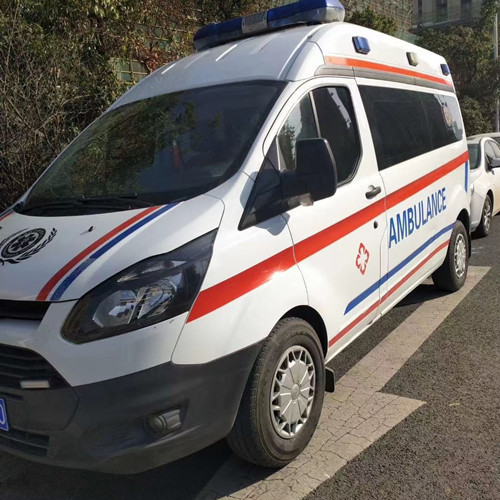 平果品质救护车出租，为您的健康出行负责