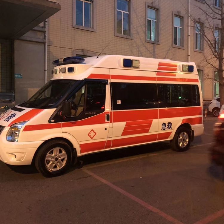 平果夜间租赁救护车护送病人转院：安全转运的 8 大核心注意事项